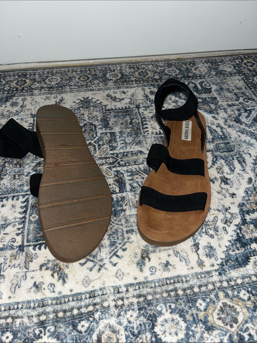 Steve Madden Tan Suede Sandals with Black Straps